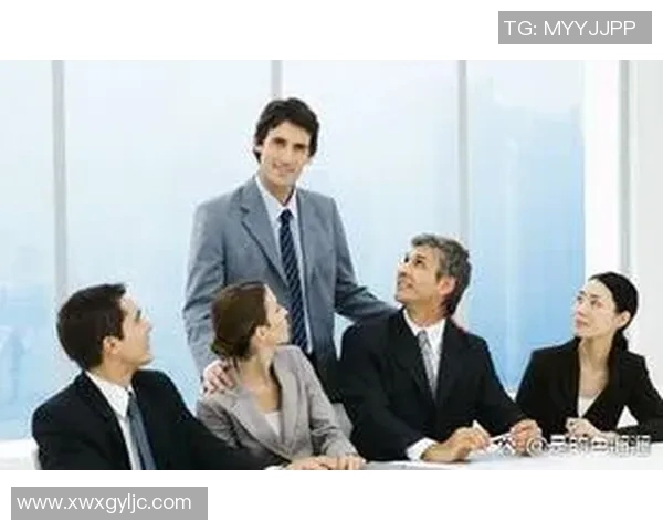 聚焦教练成长与团队协作提升的关键策略与实战技巧分析 聚焦教练成长与团队协作提升的关键策略与实战技巧分析